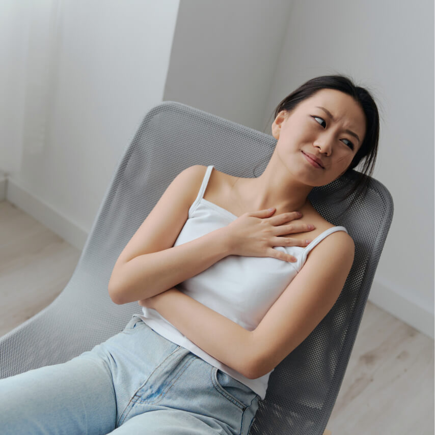 woman sitting (1)
